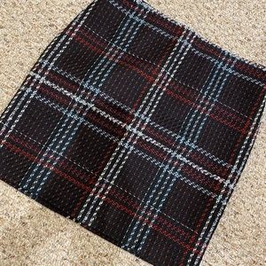 PLAID SKIRT